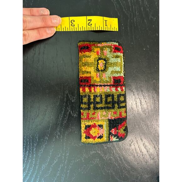 Vintage soft fabric tapestry- glasses case- retro- some wear MCM - red black - Picture 5 of 7